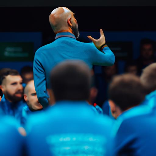 Huấn luyện viên Pep Guardiola tuyên dương đội bóng trước trận đấu